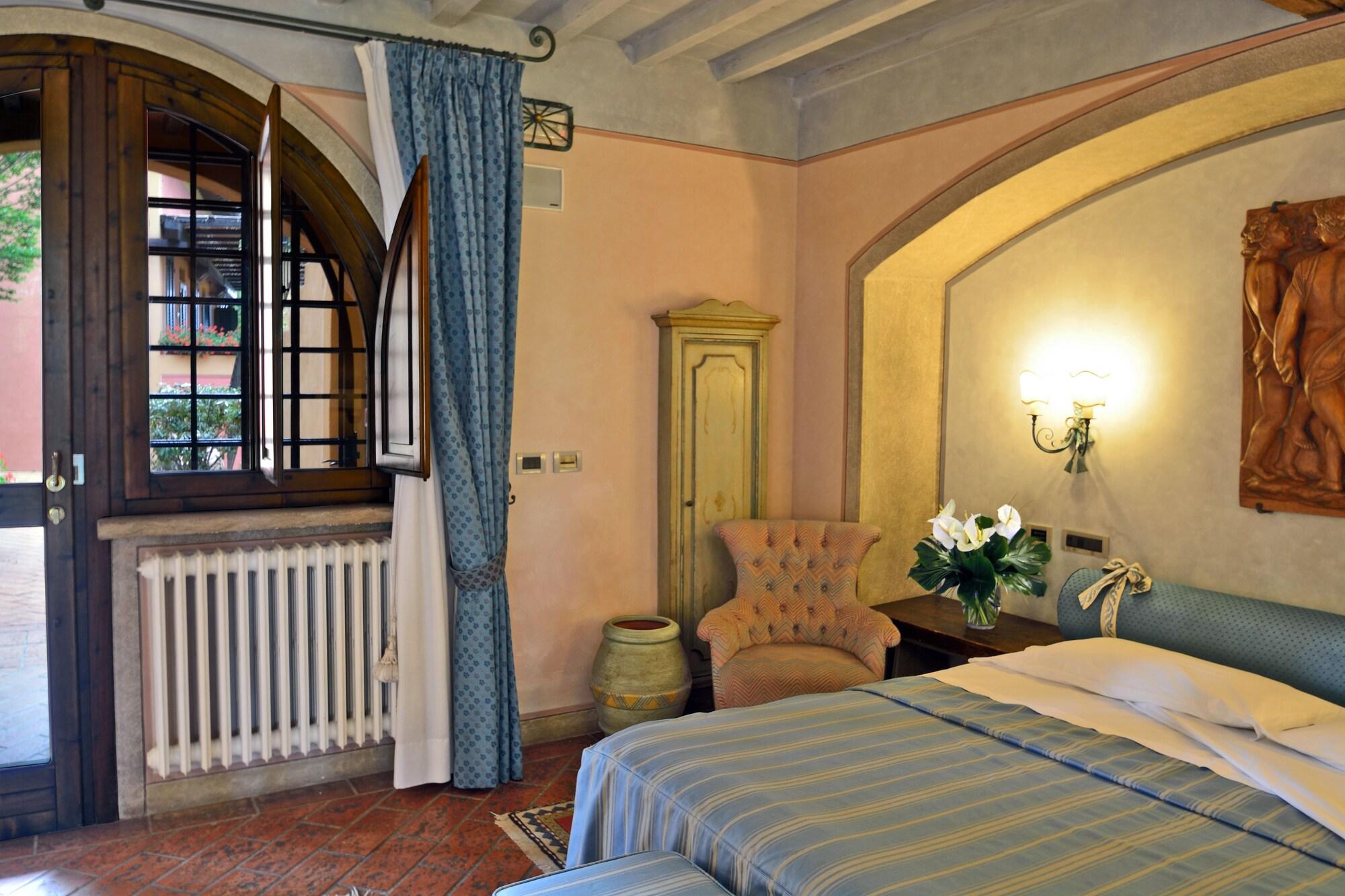 Calamidoro Hotel Calcinaia Bagian luar foto