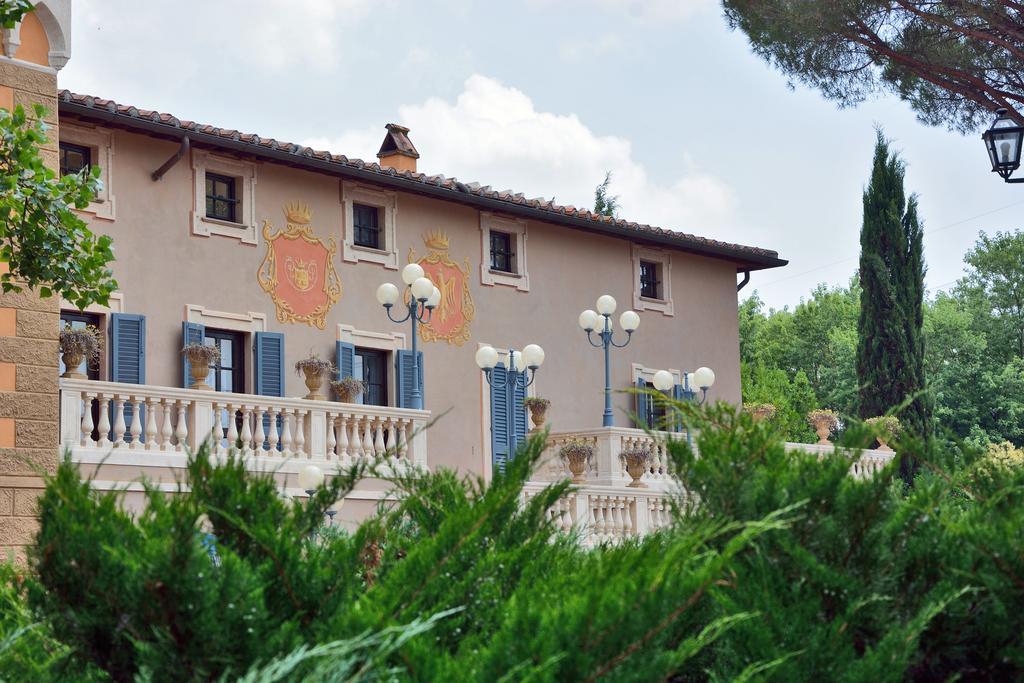 Calamidoro Hotel Calcinaia Bagian luar foto